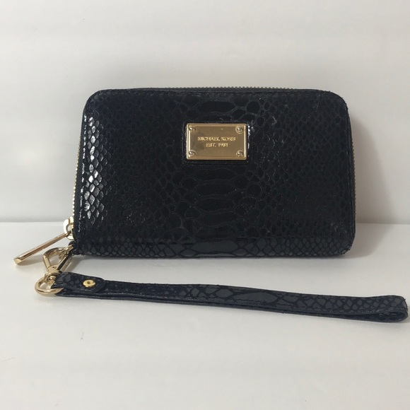 Michael Kors Handbags - Michael Kors